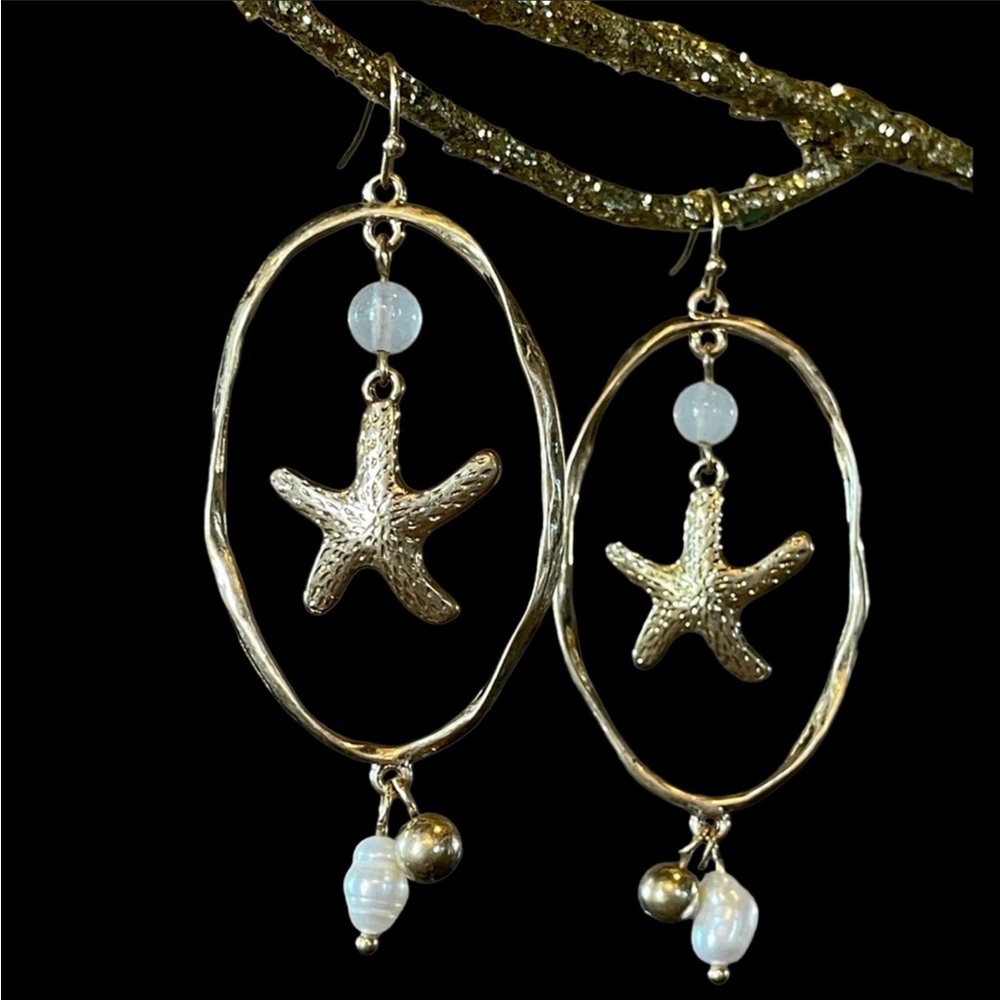 Oval Pearl Starfish Earrings - Picture 10 of 15